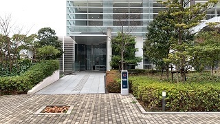 江東区ブリリアマーレ有明：エントランス