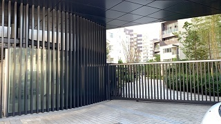 世田谷区グローリオ蘆花公園：エントランス