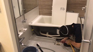 江東区スカイズタワー：S様邸エプロン内高圧洗浄