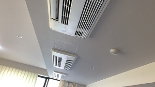 港区ザパークハウスグラン南青山高樹町：N様邸三菱天井エアコン