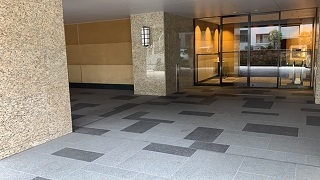 港区ザパークハウスグラン南青山高樹町：エントランス